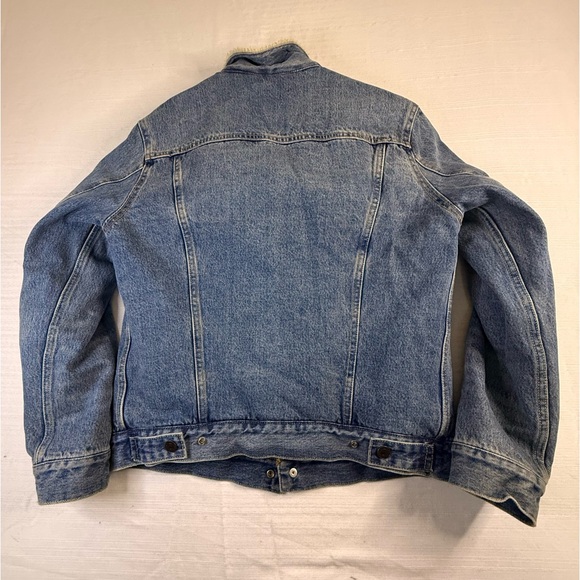 Levi's Blue Denim Jacket with Cream  Sherpa Lining Unisex Size Small - Picture 2 of 5